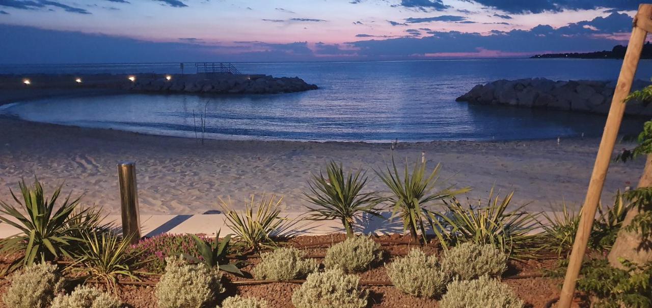 Ferienwohnung New!!! New Riva Luxury One - With Sunny Terrace & Big Garden Poreč Exterior foto