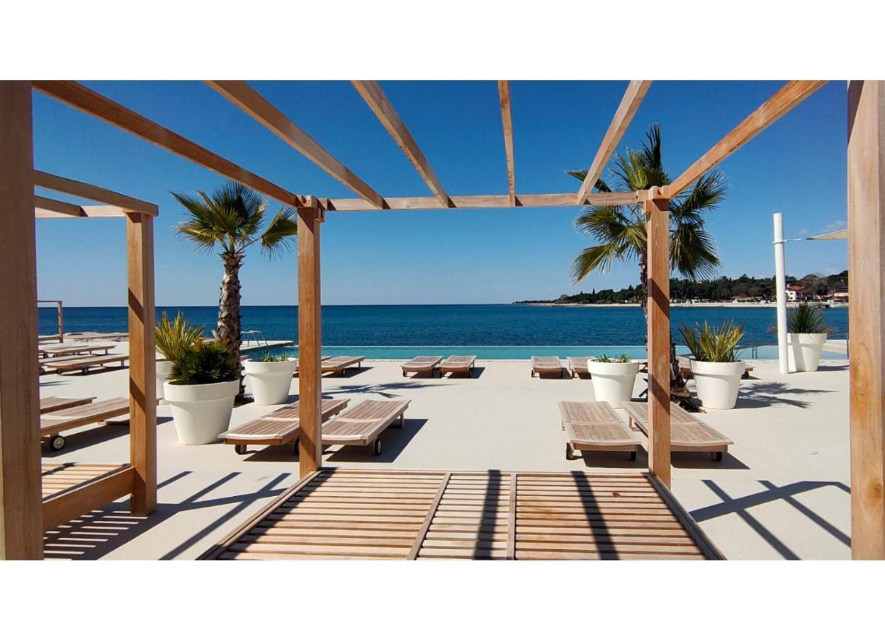 Ferienwohnung New!!! New Riva Luxury One - With Sunny Terrace & Big Garden Poreč Exterior foto